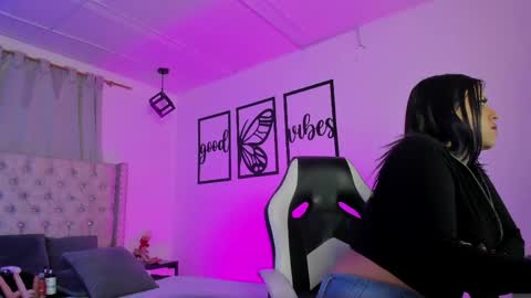 nicolee millerr online show from 06.09.26