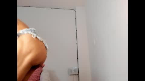 Snapshot of nicolefluffypussy chatting on 05.27.26 Nicole jaymes online show from 05.27.26