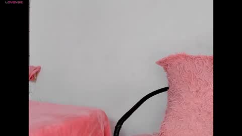 Snapshot of nicolefluffypussy chatting on 07.15.26 Nicole jaymes online show from 07.15.26