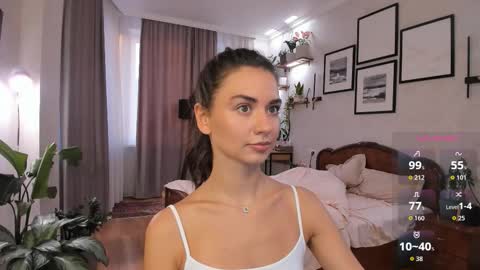 Snapshot of nicoleluuv chatting on 03.06.26 Dua Lipa online show from 03.06.26