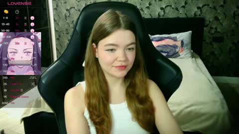 Snapshot of nicolemeew chatting on 04.04.26 NicoleMeew online show from 04.04.26