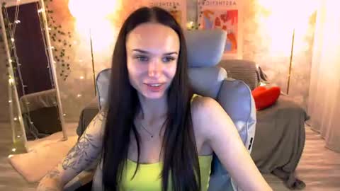 Nicole online show from 07.06.26