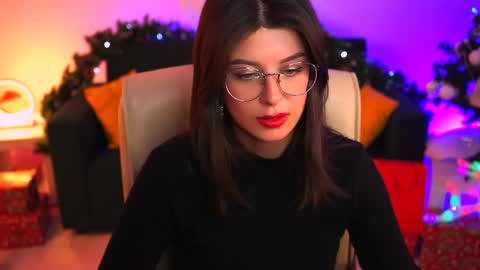 Snapshot of nicolemoonn chatting on 12.22.24 online November 28 from 16 to 20 November 29 from 12 to 20 December 3 and 5 from 12 to 20 December 7 and 8 from 04 to 08 GMT online show from 12.22.24