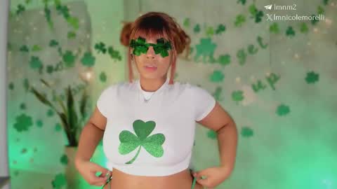 Snapshot of nicolemorelli2 chatting on 03.16.26 Andrea give it a thumbs up please its important online show from 03.16.26