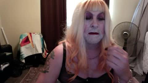 Snapshot of nicolescdfantasies chatting on 03.19.26 Nicole CD online show from 03.19.26