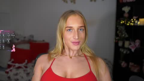 Snapshot of nicolette__shea_ chatting on 01.04.25 nicolette__shea_ online show from 01.04.25