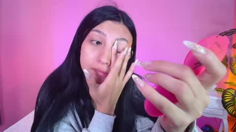 Snapshot of nicolette_ks chatting on 01.11.25 Nicol online show from 01.11.25