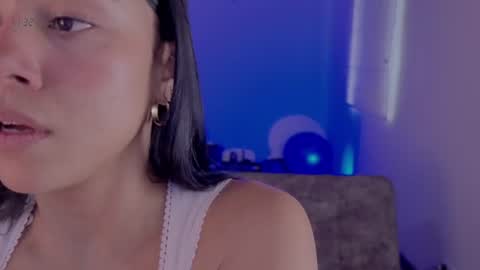 Nicoll  Independent model online show from 07.22.26