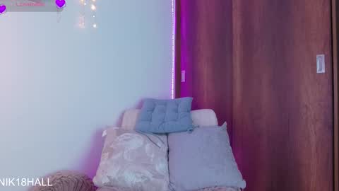 Nicolle online show from 03.15.26