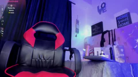 Snapshot of nicollee_77 chatting on 02.05.26 nicollee_77 online show from 02.05.26