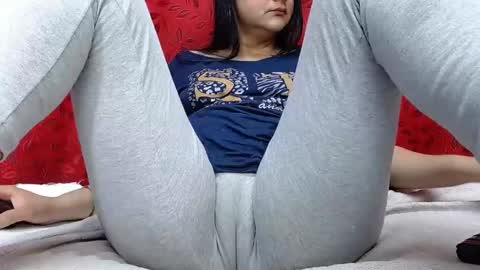 NICOLLE online show from 10.06.25