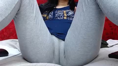 NICOLLE online show from 10.07.25