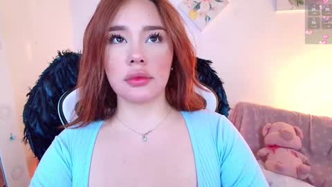 Snapshot of nicolthompsonn chatting on 02.06.25 Nicol online show from 02.06.25