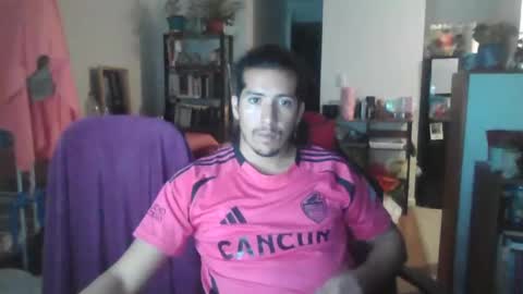 Snapshot of nicopriets chatting on 11.20.25 nicopriets online show from 11.20.25