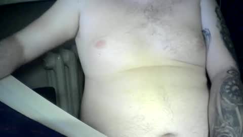 Snapshot of niewidoczny26 chatting on 09.27.25 Niewidoczny online show from 09.27.25