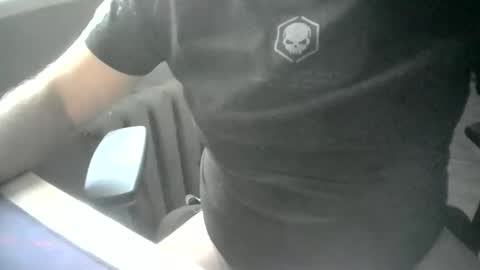 Snapshot of niewidoczny26 chatting on 10.12.25 Niewidoczny online show from 10.12.25