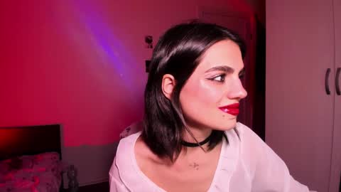 Snapshot of nightfloatt chatting on 01.31.26 Daisy online show from 01.31.26