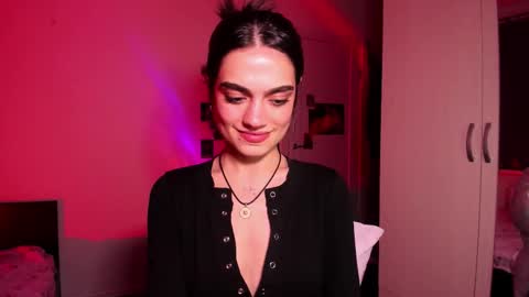 Snapshot of nightfloatt chatting on 02.01.26 Daisy online show from 02.01.26