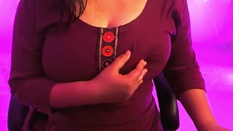 nightqueen107446 online show from 02.17.25