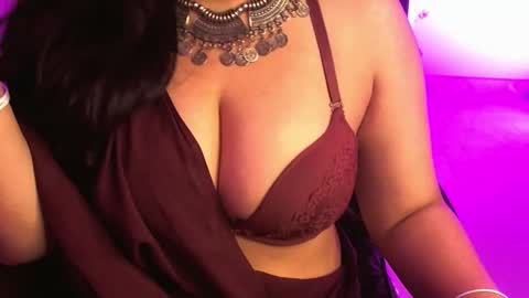 Snapshot of nightqueen107446 chatting on 11.06.25 nightqueen107446 online show from 11.06.25