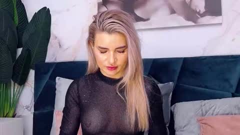 Snapshot of nightshadeiris chatting on 01.13.26 Iris online show from 01.13.26