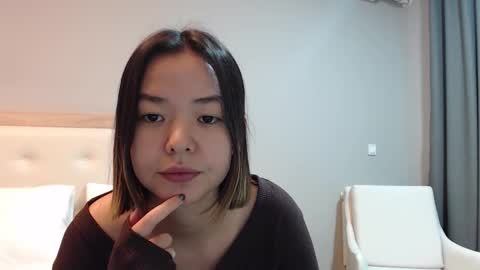 Niia online show from 03.04.26