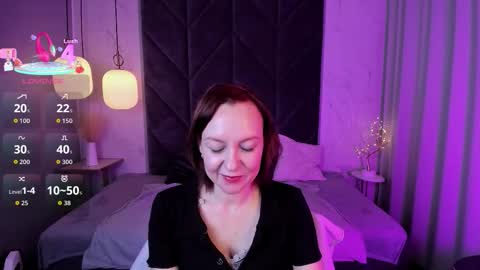 Nika online show from 10.19.25