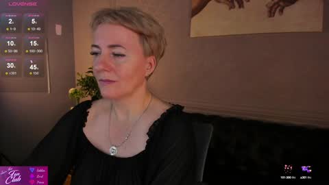 Nika online show from 12.08.24