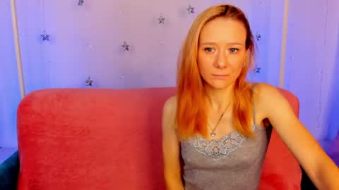 Snapshot of nikablond chatting on 07.25.26 nikablond online show from 07.25.26