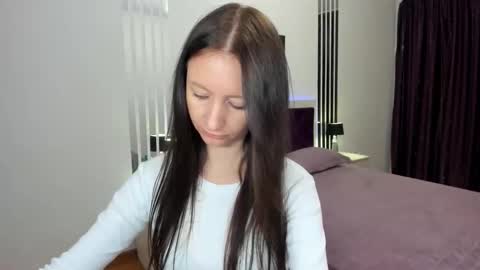 NikaLewis online show from 04.25.26