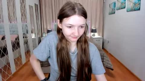 Snapshot of nikalure chatting on 06.19.26 nikalure online show from 06.19.26