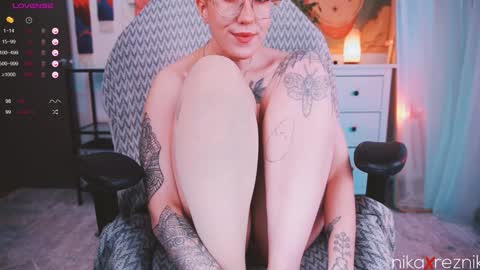 Snapshot of nikaxreznik chatting on 01.16.25 Nika online show from 01.16.25