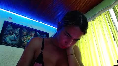 Snapshot of niki_1998 chatting on 01.07.25 Natalia online show from 01.07.25