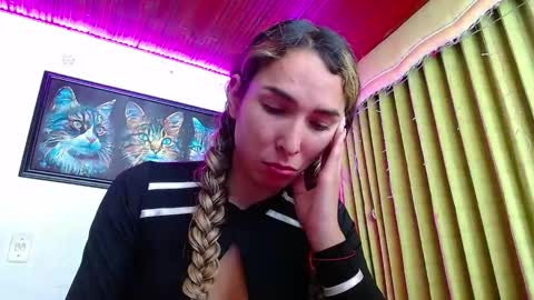 Snapshot of niki_1998 chatting on 02.05.25 Natalia online show from 02.05.25