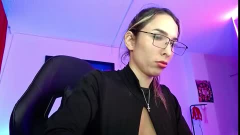 Snapshot of niki_1998 chatting on 10.07.25 Natalia online show from 10.07.25