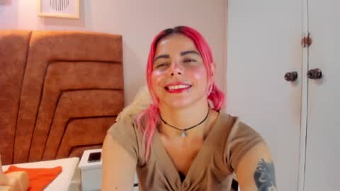 Snapshot of niki_santana chatting on 01.29.25 niki online show from 01.29.25