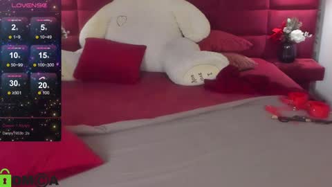 Niki online show from 12.26.24