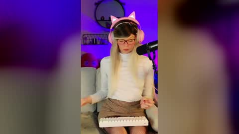 Kitty Chatte online show from 03.25.26