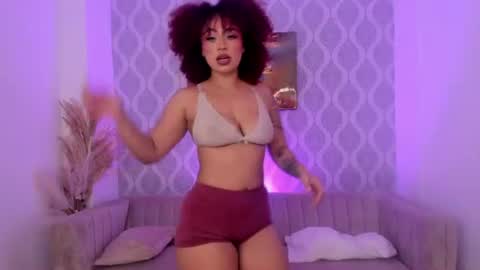 Nicole online show from 06.12.26