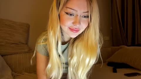 nicolette online show from 12.17.24