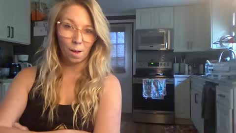 nikkib653466 online show from 04.29.26