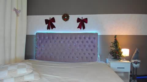 Snapshot of nikkibust chatting on 01.19.26 Nikki online show from 01.19.26