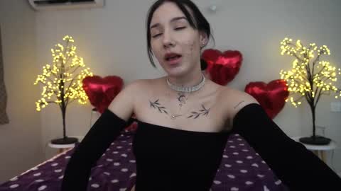 Snapshot of nikkigoldx chatting on 02.26.25 Nikki online show from 02.26.25