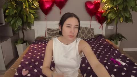 Snapshot of nikkigoldx chatting on 02.28.25 Nikki online show from 02.28.25