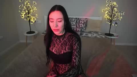 Snapshot of nikkigoldx chatting on 10.11.25 Nikki online show from 10.11.25
