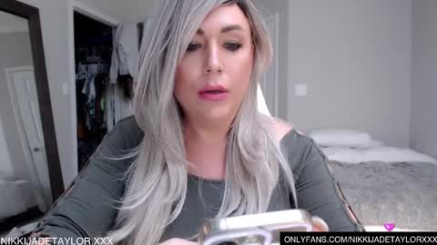 Nikki Jade Taylor online show from 02.24.25