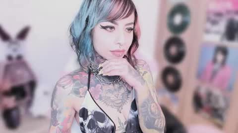 Nikki Ramone   online show from 02.04.26