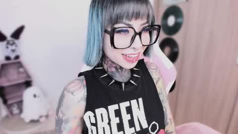 Nikki Ramone   online show from 04.27.26