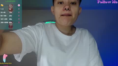 Snapshot of nikky_tomboy444 chatting on 12.22.24 Nikky online show from 12.22.24