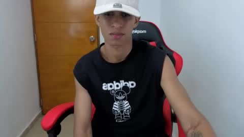 Snapshot of niklaus_wolf chatting on 02.10.26 niklaus_wolf online show from 02.10.26